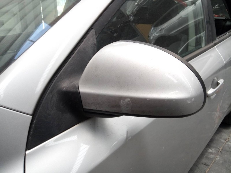 Recambio de retrovisor izquierdo electrico para kia cee´d active referencia OEM IAM   