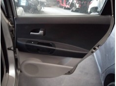 GUARNECIDO PUERTA TRASERA DERECHA 