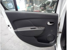 GUARNECIDO PUERTA TRASERA IZQUIERDA 