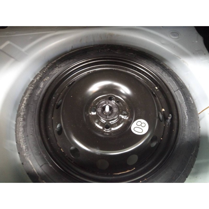 Recambio de neumatico repuesto para dacia sandero stepway comfort referencia OEM IAM T125/70/16  