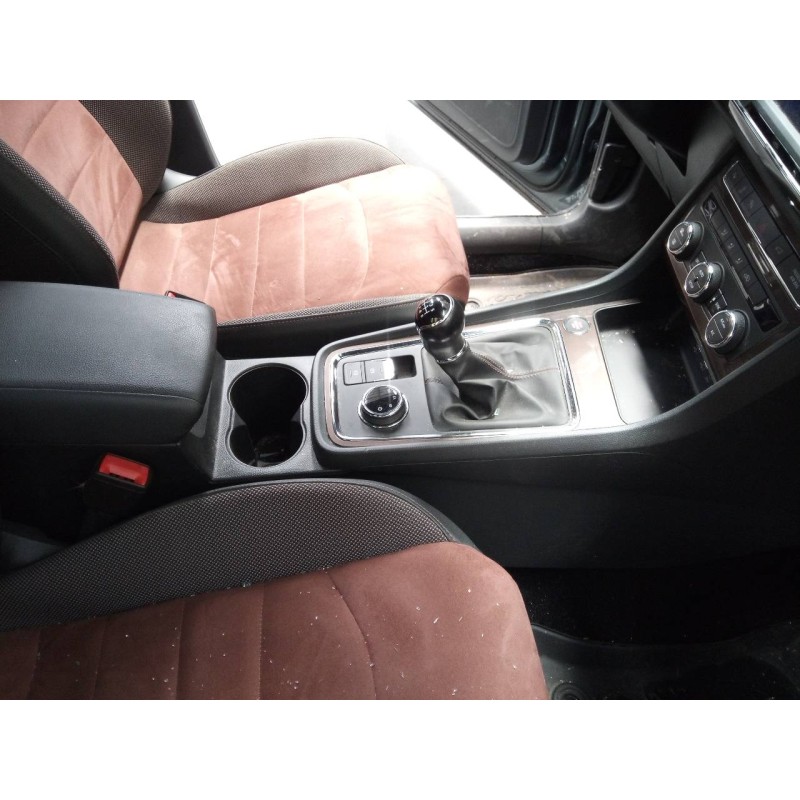 Recambio de consola central para seat ateca (kh7) xcellence referencia OEM IAM   