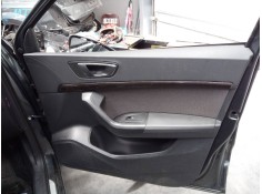 GUARNECIDO PUERTA DELANTERA DERECHA 