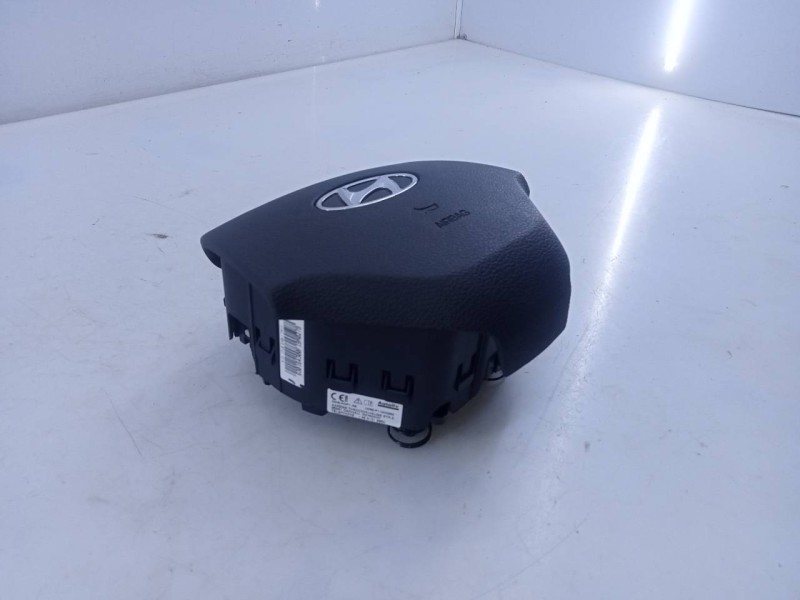 Recambio de airbag delantero izquierdo para hyundai tucson style 2wd referencia OEM IAM 0589P1000282  E2-B5-48-1