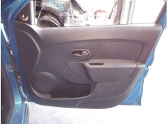 GUARNECIDO PUERTA DELANTERA DERECHA 