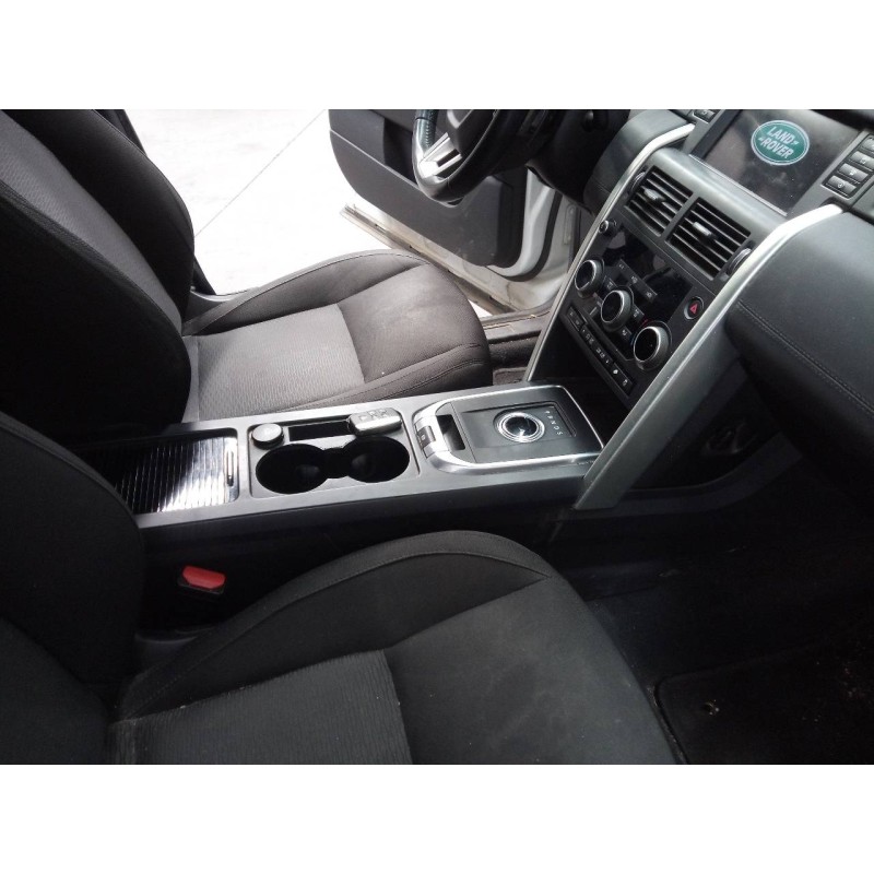 Recambio de consola central para land rover discovery sport se referencia OEM IAM   