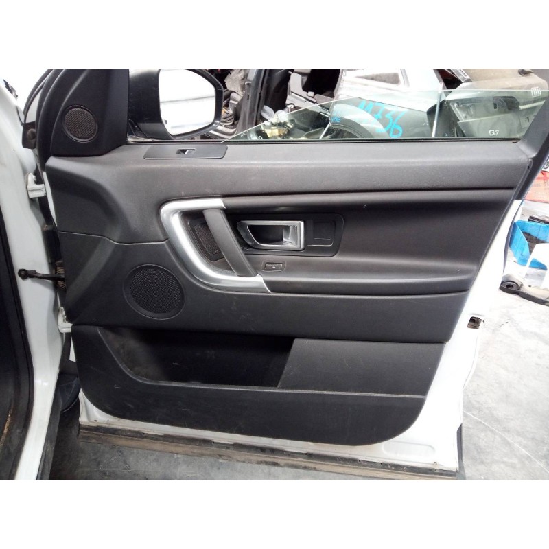 Recambio de guarnecido puerta delantera derecha para land rover discovery sport se referencia OEM IAM   