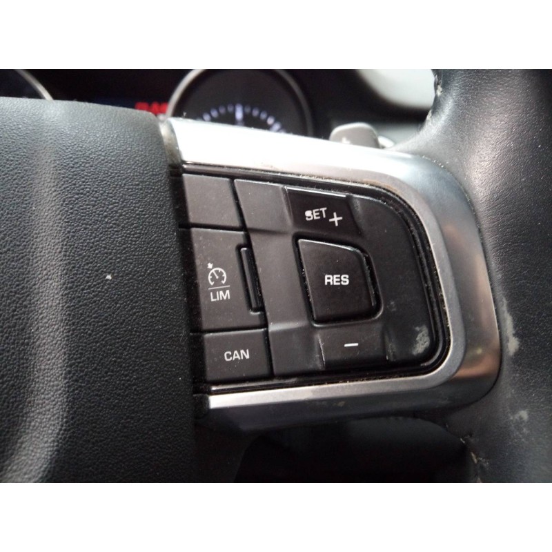 Recambio de volante para land rover discovery sport se referencia OEM IAM   