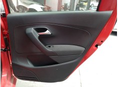 GUARNECIDO PUERTA TRASERA DERECHA 