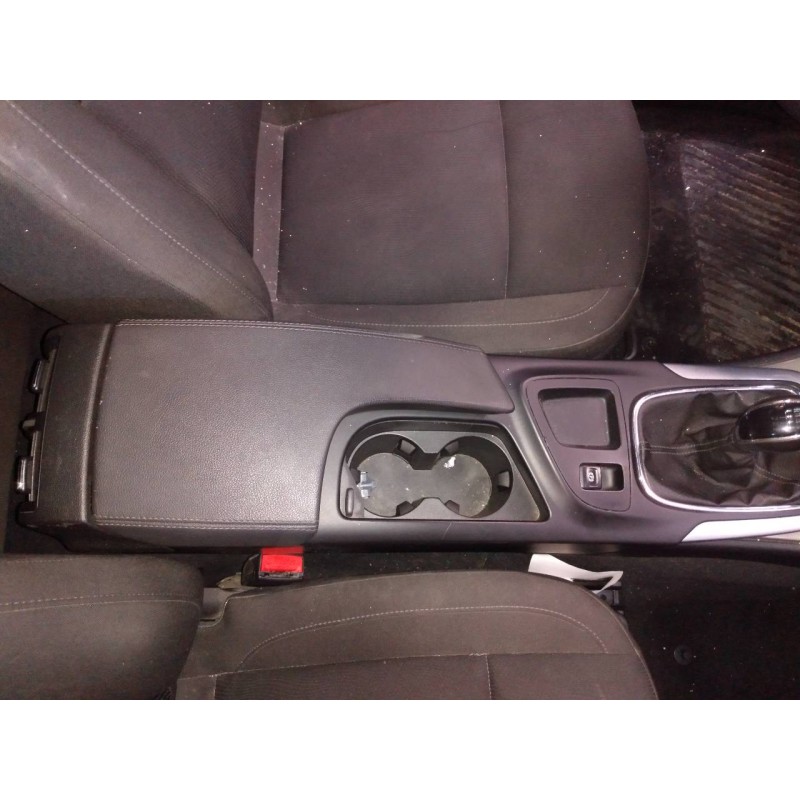 Recambio de consola central para opel insignia berlina cosmo referencia OEM IAM   