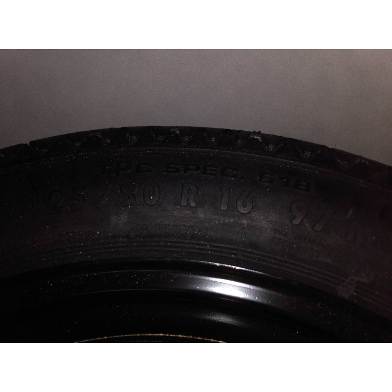 Recambio de neumatico repuesto para opel insignia berlina cosmo referencia OEM IAM 125/80/16  