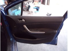 GUARNECIDO PUERTA DELANTERA DERECHA 