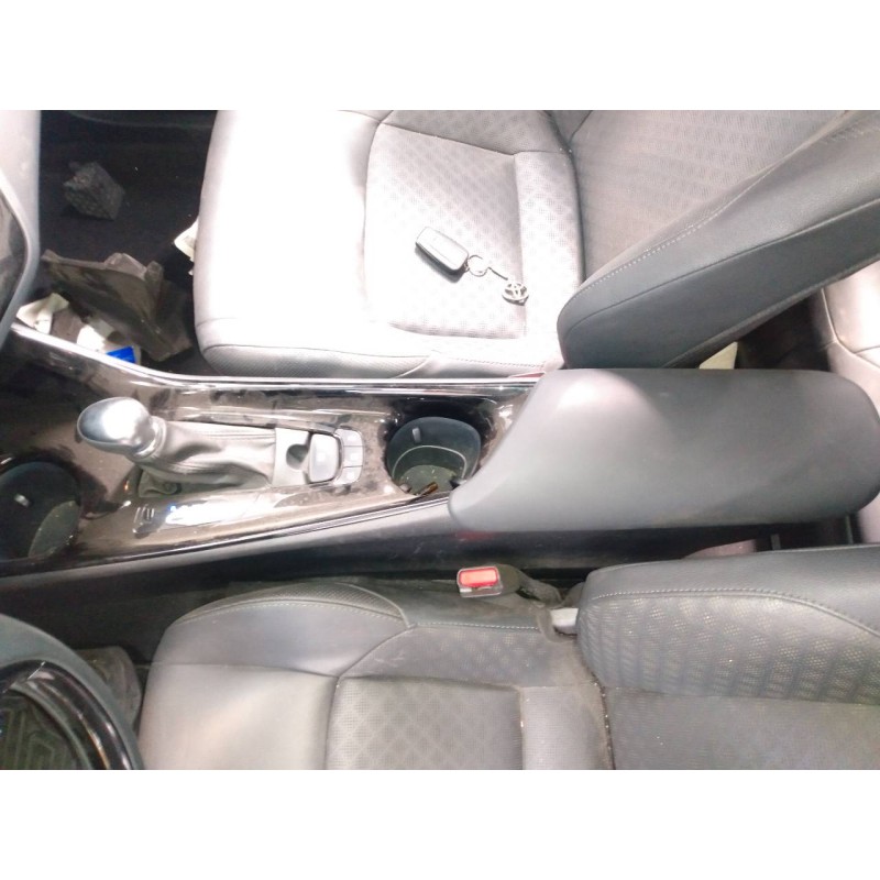 Recambio de consola central para toyota c-hr hybrid dynamic referencia OEM IAM   