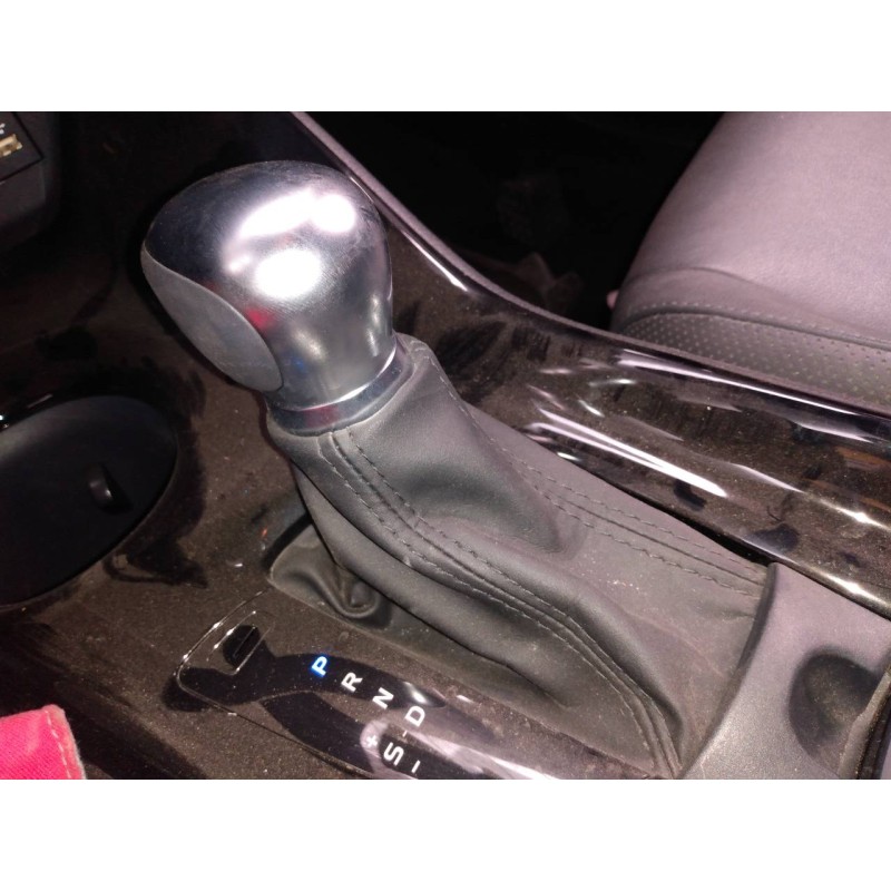 Recambio de palanca cambio para toyota c-hr hybrid dynamic referencia OEM IAM   