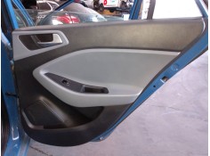 GUARNECIDO PUERTA TRASERA DERECHA 