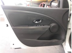 GUARNECIDO PUERTA DELANTERA IZQUIERDA 