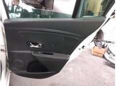 GUARNECIDO PUERTA TRASERA DERECHA 