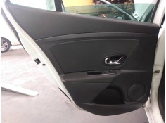 GUARNECIDO PUERTA TRASERA IZQUIERDA 