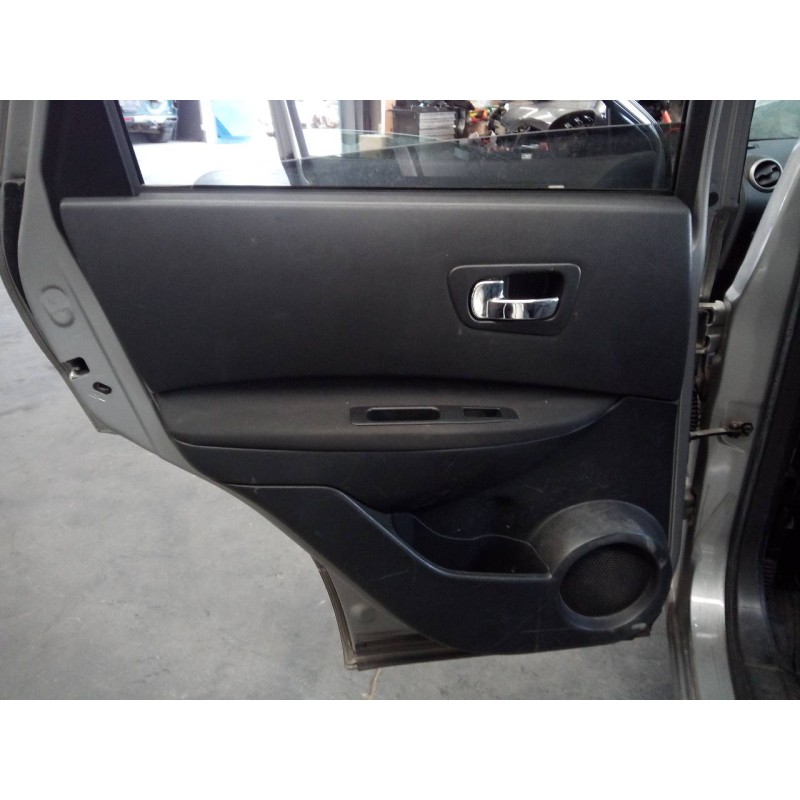 Recambio de guarnecido puerta trasera izquierda para nissan qashqai (j10) 360 referencia OEM IAM   
