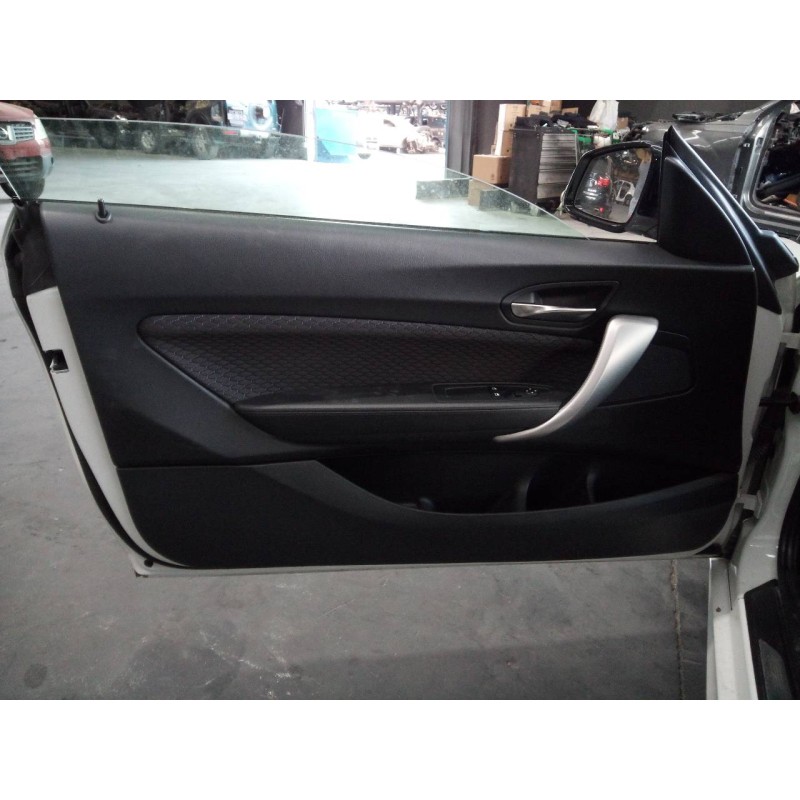 Recambio de guarnecido puerta delantera izquierda para bmw serie 1 lim. (f21) 116d referencia OEM IAM   