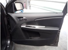 GUARNECIDO PUERTA DELANTERA DERECHA 