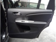 GUARNECIDO PUERTA TRASERA DERECHA 