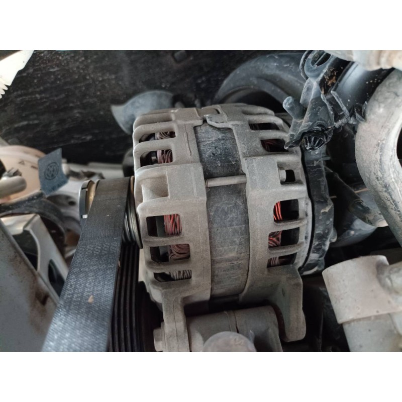 Recambio de alternador para volkswagen polo (6c1) comfortline referencia OEM IAM   
