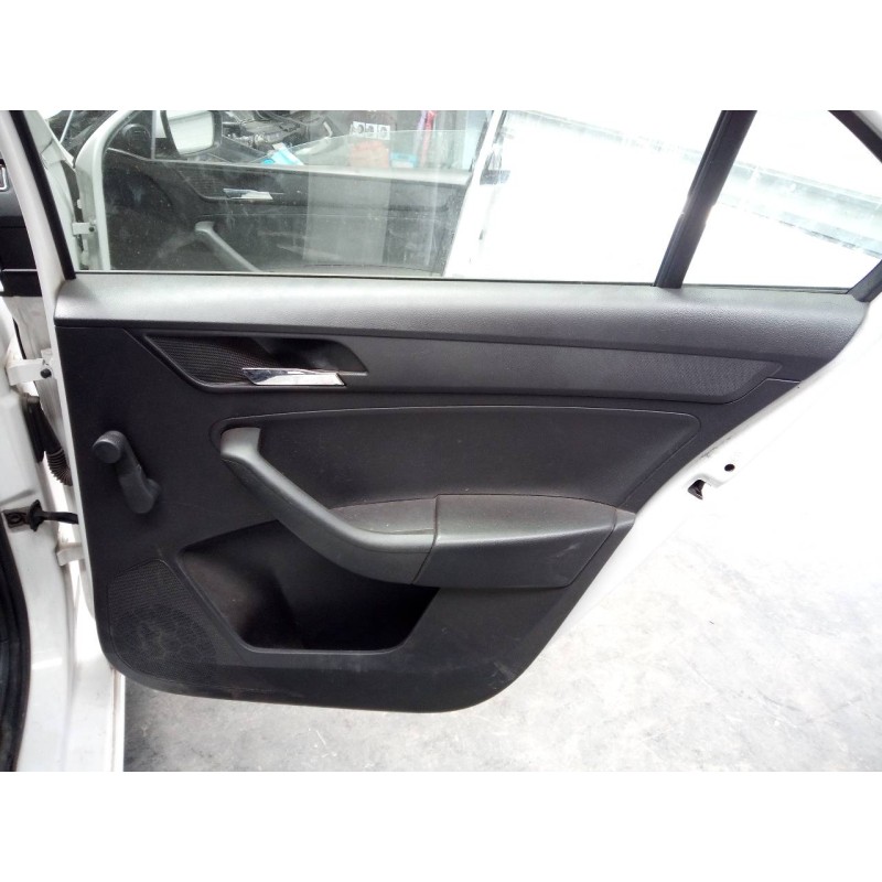 Recambio de guarnecido puerta trasera derecha para seat toledo (kg3) reference referencia OEM IAM   