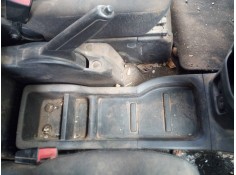 Recambio de consola central para nissan nv 200 (m20) kasten comfort referencia OEM IAM   