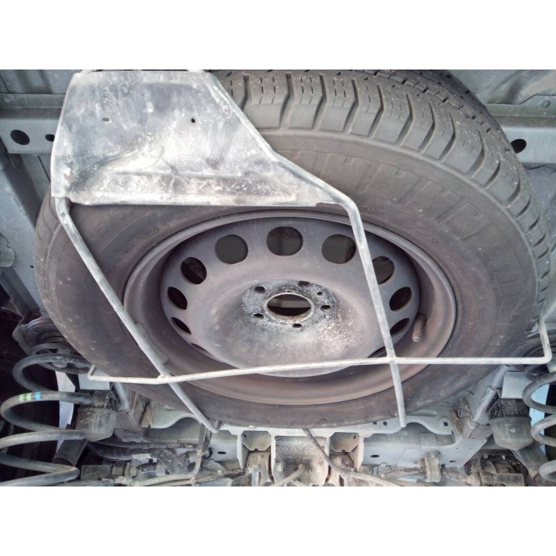 Recambio de neumatico repuesto para opel vivaro furgón l select referencia OEM IAM 215/65/15  