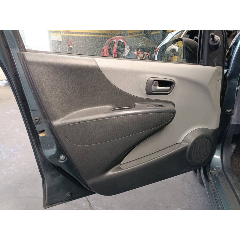 Recambio de guarnecido puerta delantera izquierda para suzuki alto amf 310 ga referencia OEM IAM   