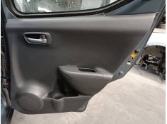 Recambio de guarnecido puerta trasera derecha para suzuki alto amf 310 ga referencia OEM IAM   