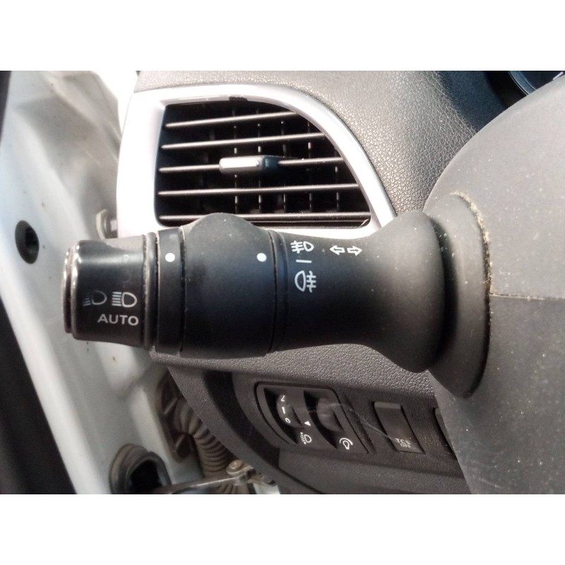 Recambio de mando intermitentes para renault megane iii berlina 5 p limited referencia OEM IAM   