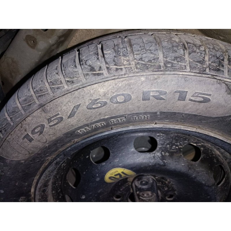 Recambio de neumatico repuesto para ford tourneo courier (c4a) titanium referencia OEM IAM 195/60/15  
