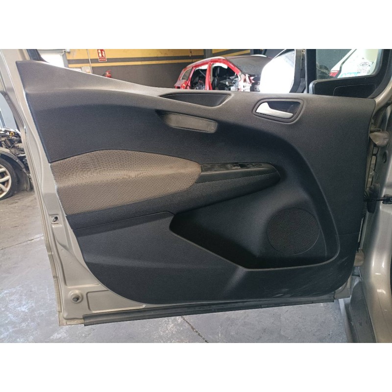 Recambio de guarnecido puerta delantera izquierda para ford tourneo courier (c4a) titanium referencia OEM IAM   