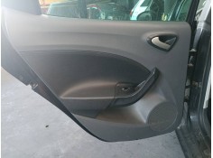 GUARNECIDO PUERTA TRASERA IZQUIERDA 