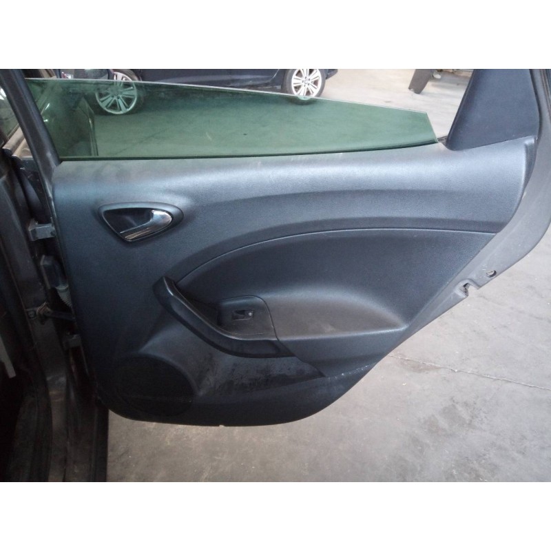 Recambio de guarnecido puerta trasera derecha para seat ibiza (6p1) fr referencia OEM IAM   