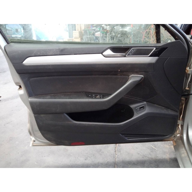 Recambio de guarnecido puerta delantera izquierda para volkswagen passat variant (3g5) advance bmt referencia OEM IAM   
