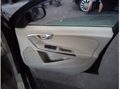 GUARNECIDO PUERTA DELANTERA DERECHA 