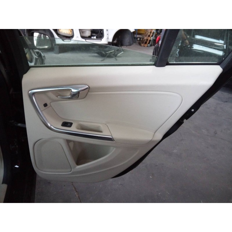Recambio de guarnecido puerta trasera derecha para volvo s60 lim. kinetic referencia OEM IAM   