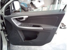 GUARNECIDO PUERTA DELANTERA DERECHA 