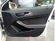 GUARNECIDO PUERTA DELANTERA DERECHA 