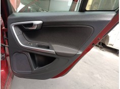 GUARNECIDO PUERTA TRASERA DERECHA 