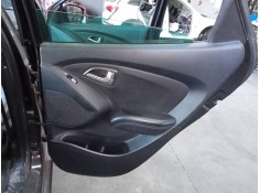 GUARNECIDO PUERTA TRASERA DERECHA 