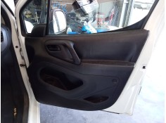 GUARNECIDO PUERTA DELANTERA DERECHA 