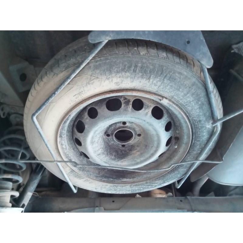 Recambio de neumatico repuesto para peugeot partner kasten confort l1 referencia OEM IAM 195/65/15  