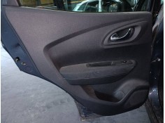 Recambio de guarnecido puerta trasera izquierda para renault kadjar zen referencia OEM IAM   