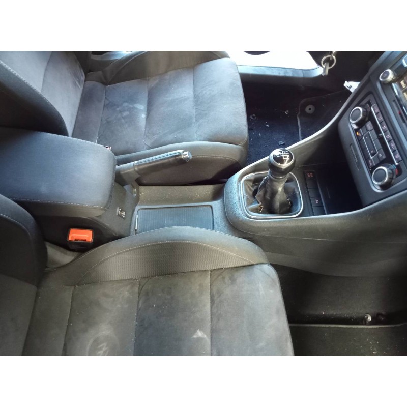 Recambio de consola central para volkswagen golf vi (5k1) advance referencia OEM IAM   