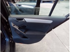 GUARNECIDO PUERTA TRASERA DERECHA 