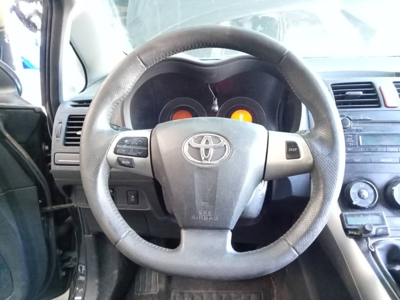 Recambio de volante para toyota auris active referencia OEM IAM   
