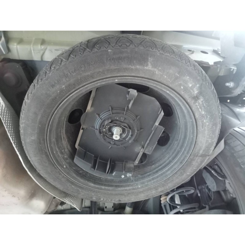 Recambio de neumatico repuesto para peugeot 5008 gt line referencia OEM IAM T135/80/18  